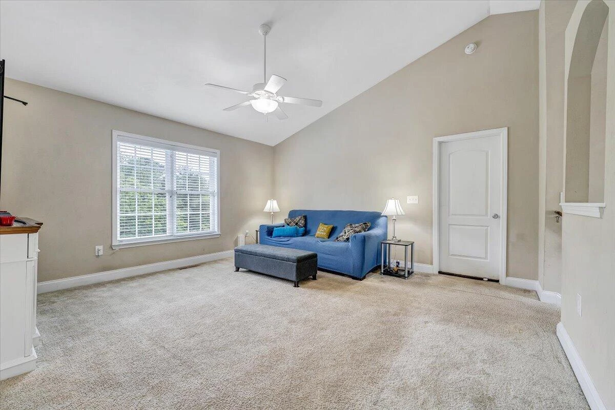 5313 Greentree LN - Photo 9