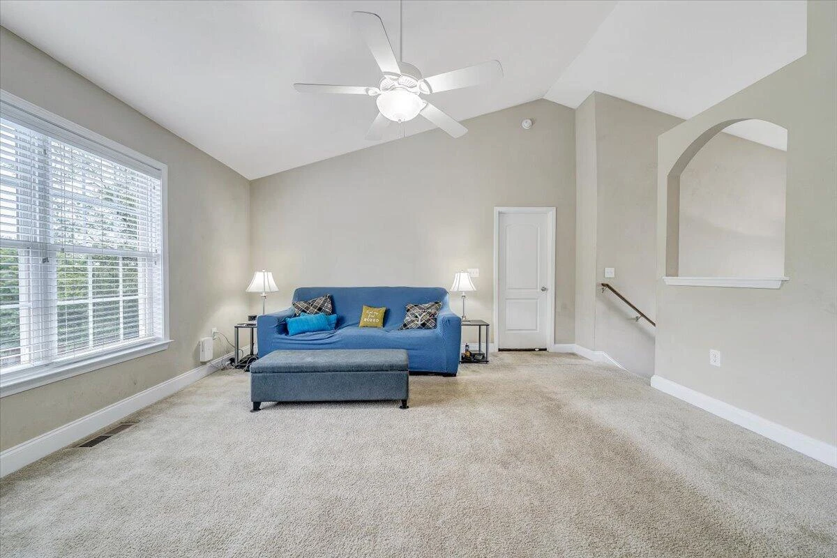 5313 Greentree LN - Photo 10