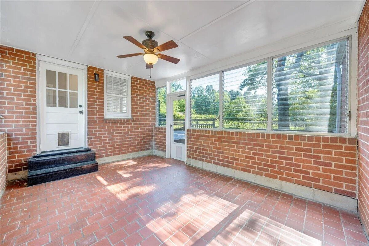 294 Webster Heights RD - Photo 36