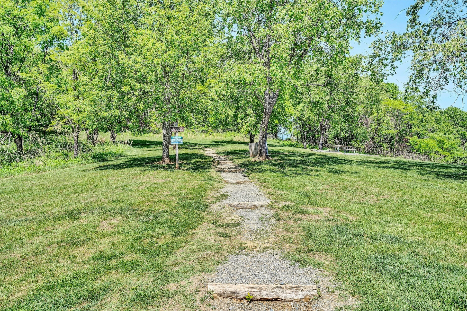 52 Hillview DR - Photo 46
