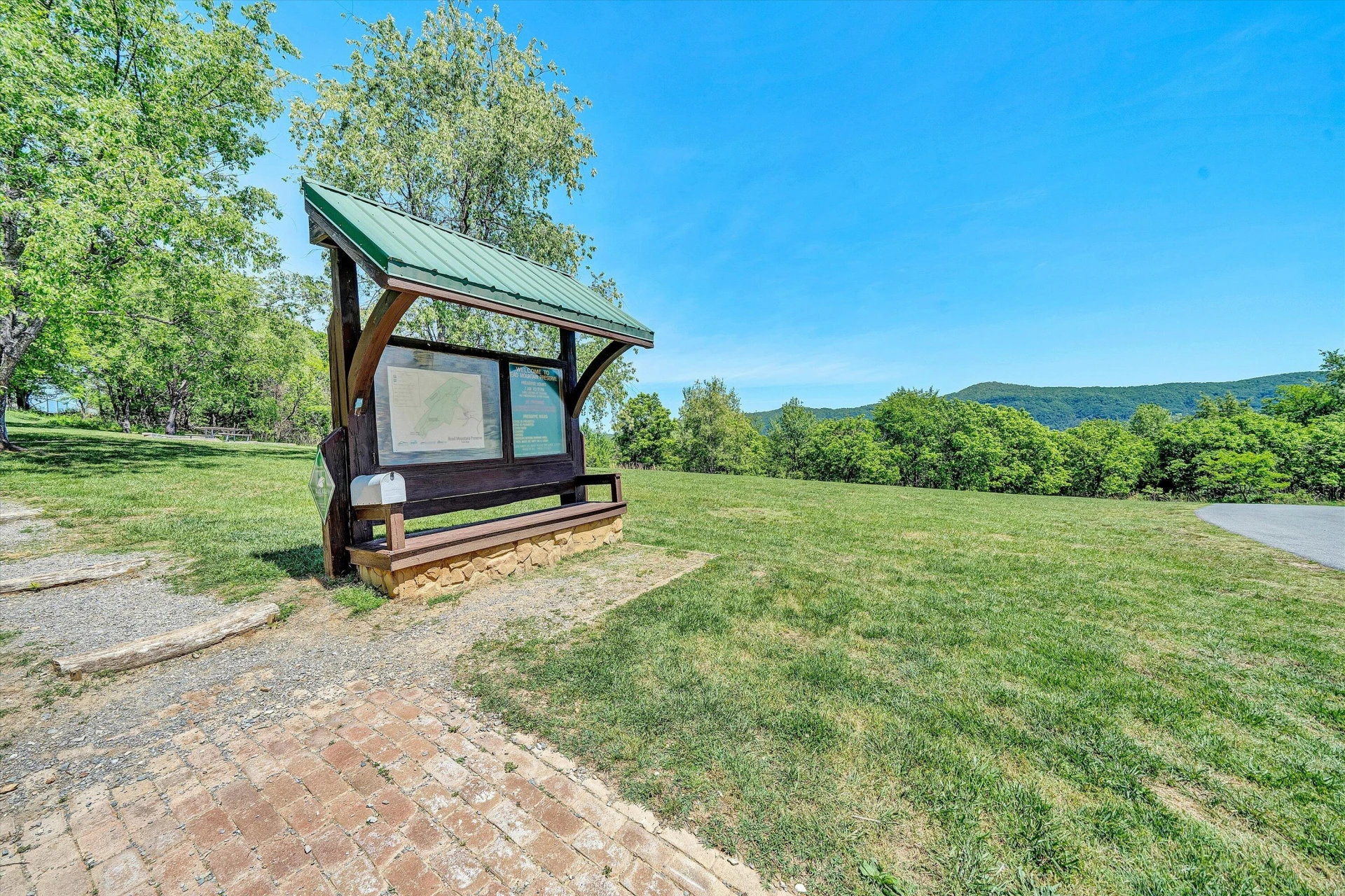 52 Hillview DR - Photo 47