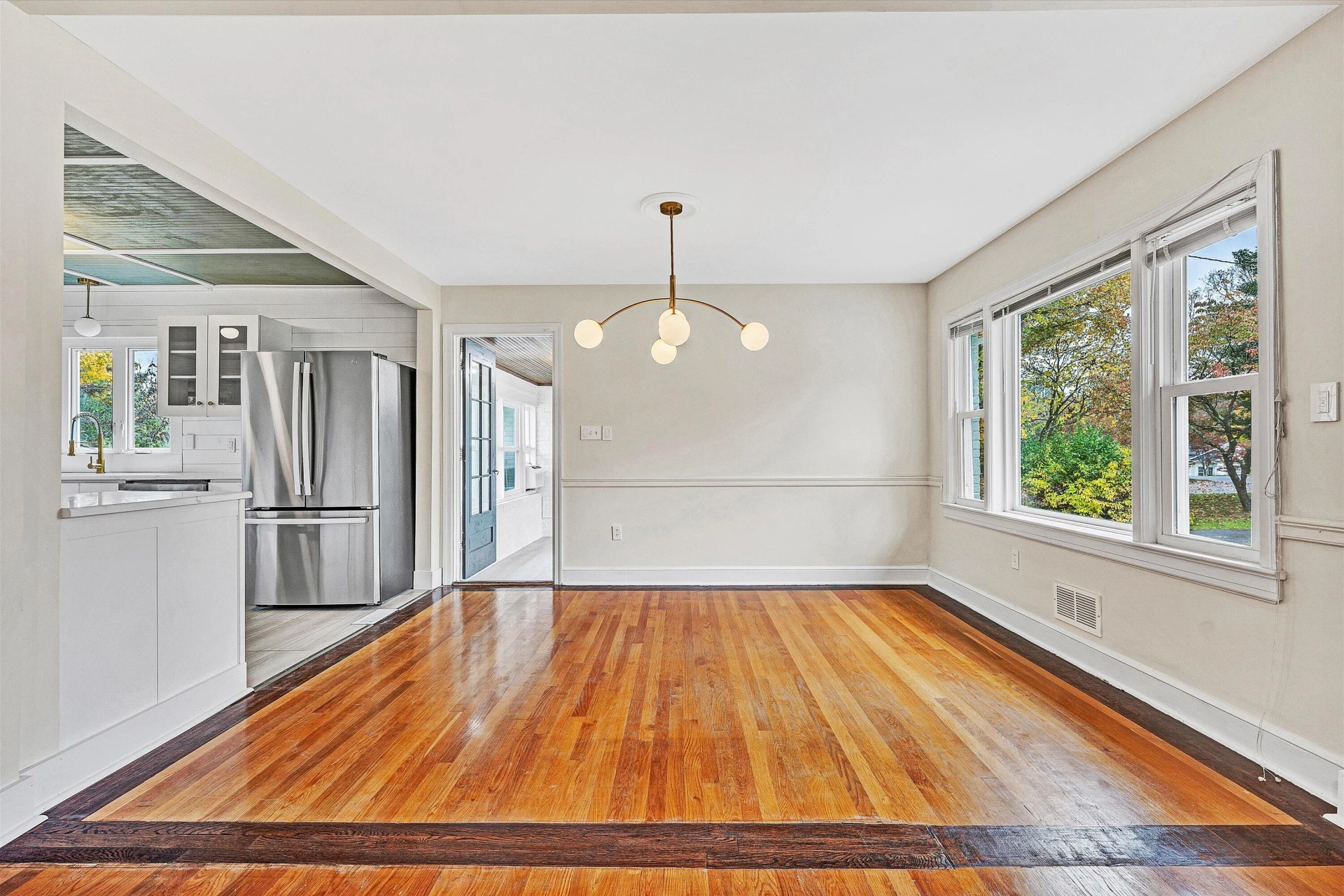 3573 Windsor RD - Photo 12