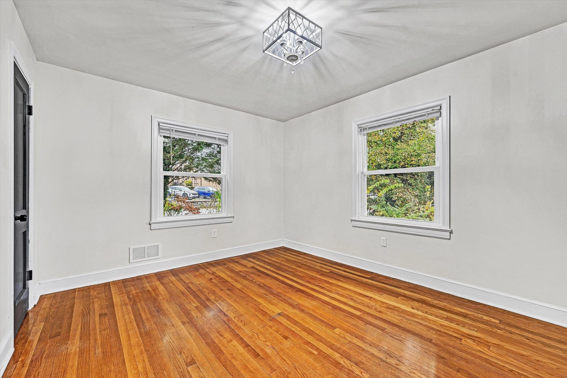 3573 Windsor RD - Photo 25