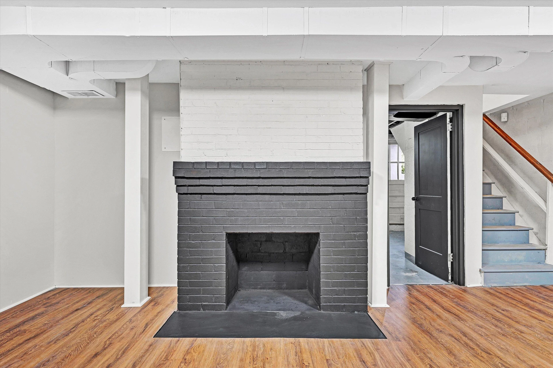 3573 Windsor RD - Photo 35