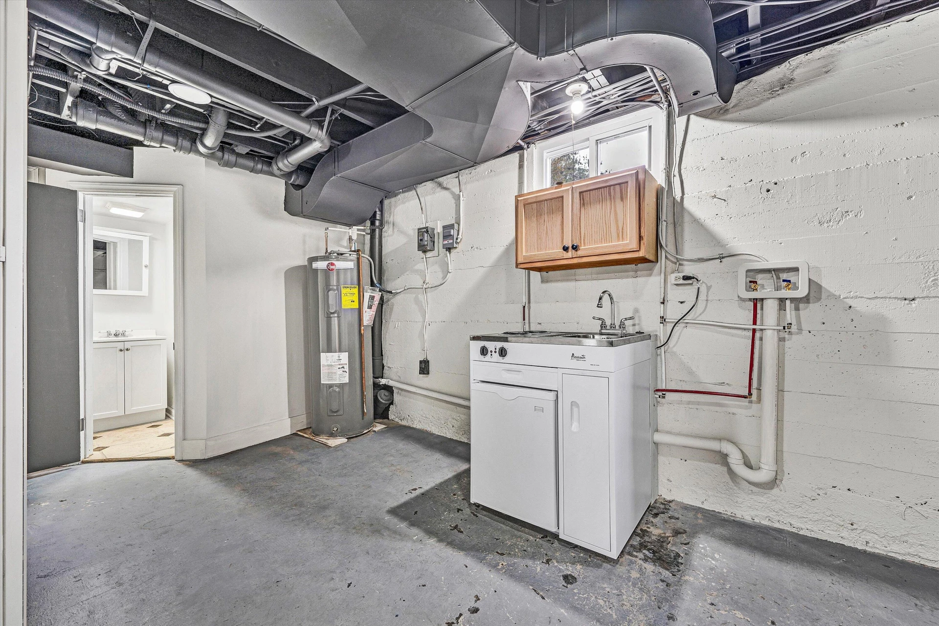3573 Windsor RD - Photo 40