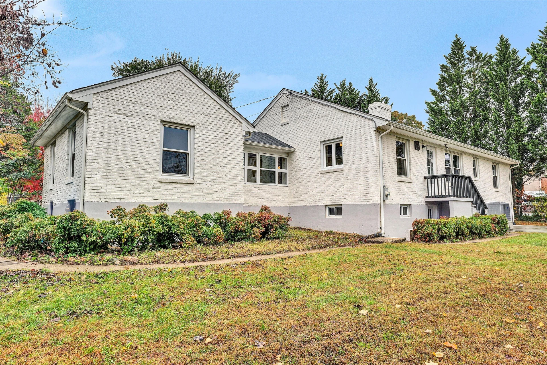 3573 Windsor RD - Photo 43