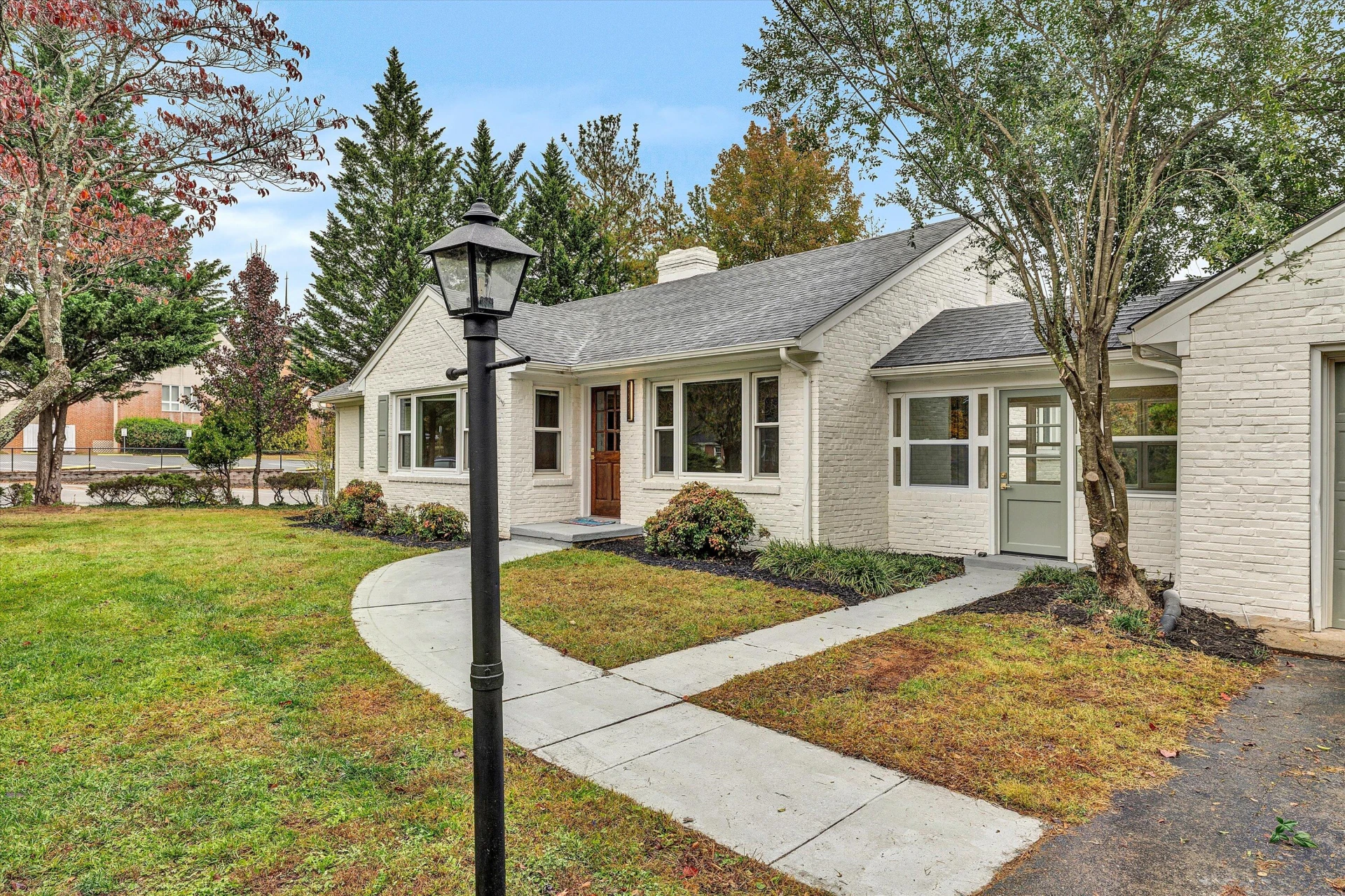 3573 Windsor RD - Photo 6