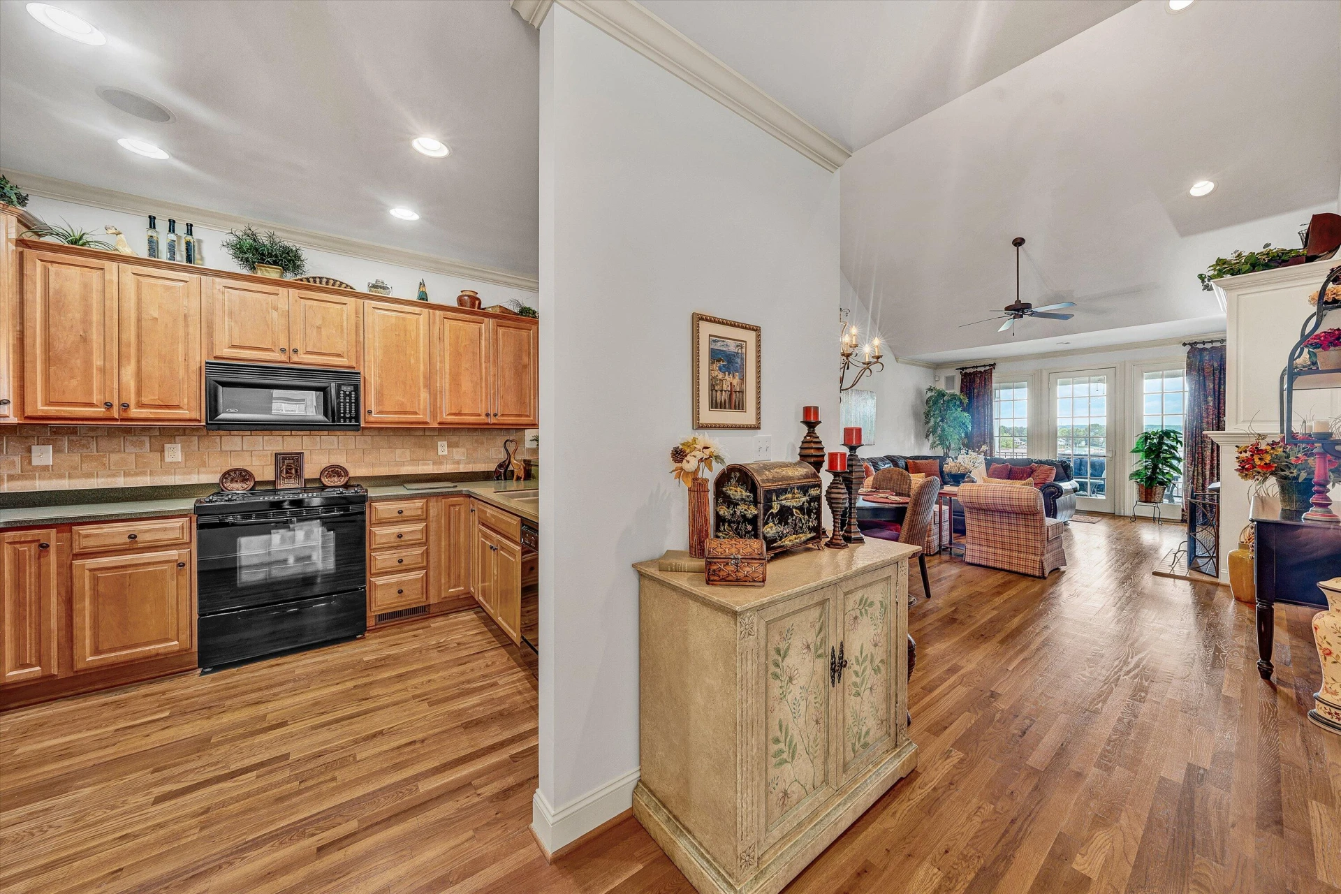214 Summerwind DR - Photo 10