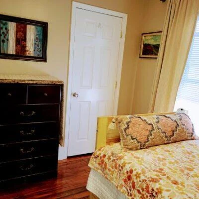 635 Mountain AVE - Photo 6