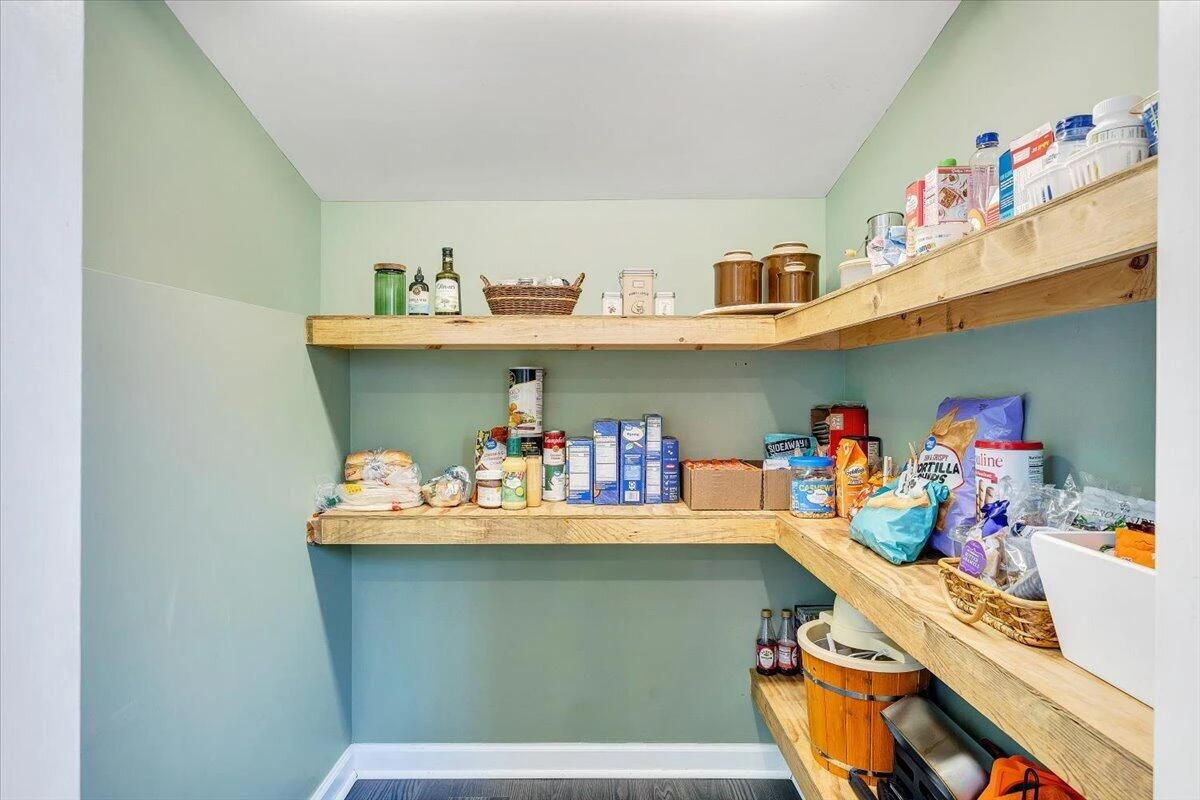 430 Tinker AVE - Photo 20