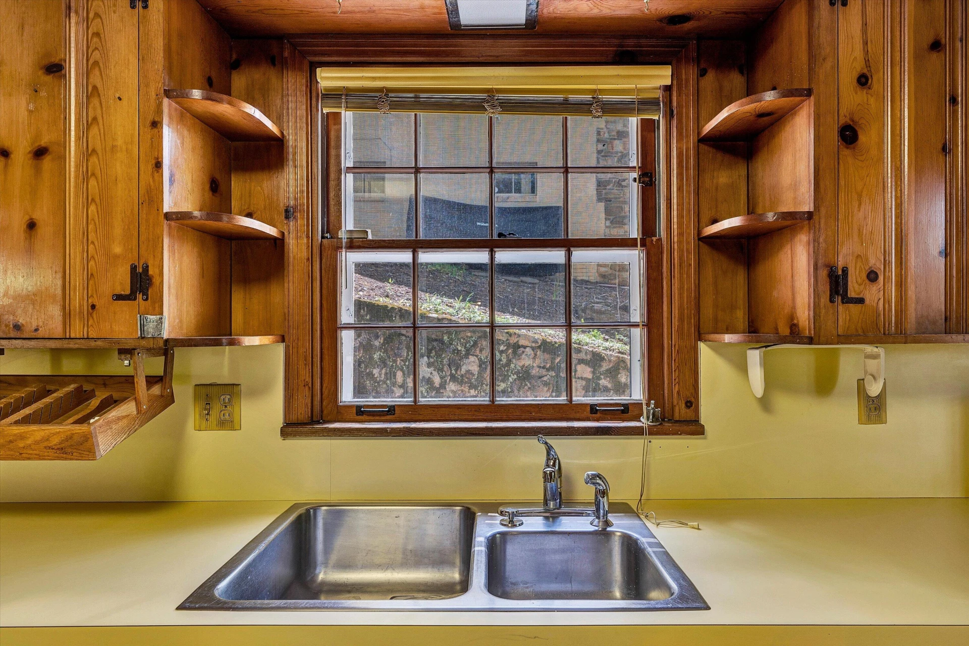 3010 Rosalind AVE - Photo 21