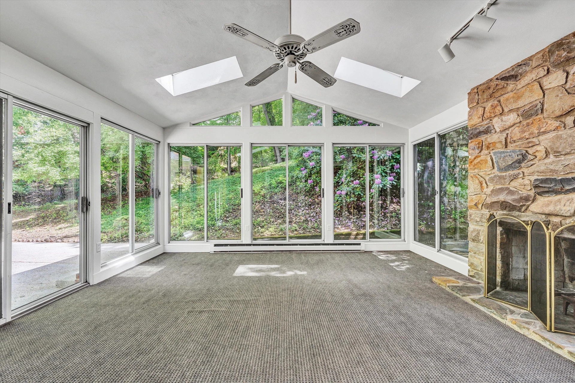 3010 Rosalind AVE - Photo 26