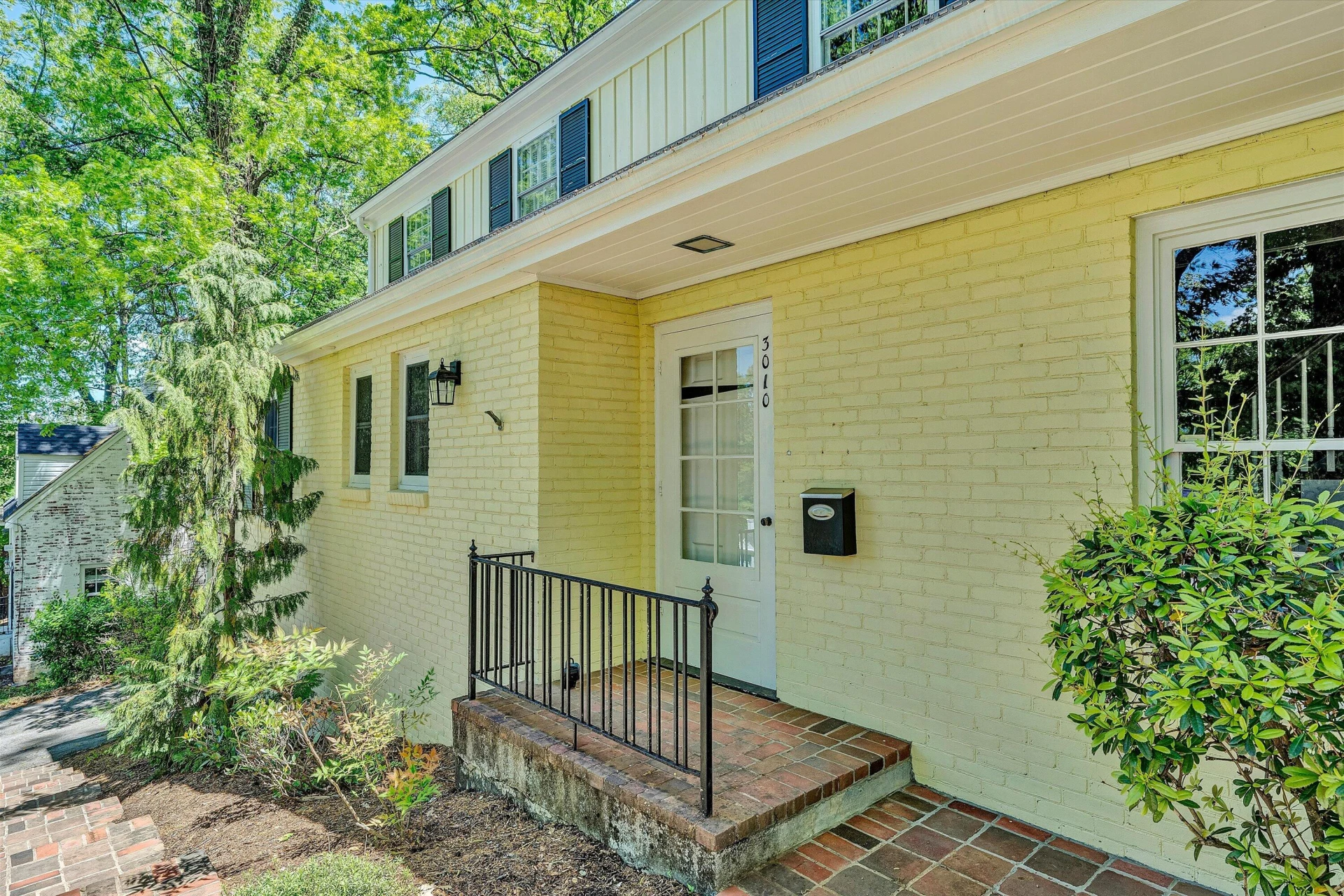 3010 Rosalind AVE - Photo 9