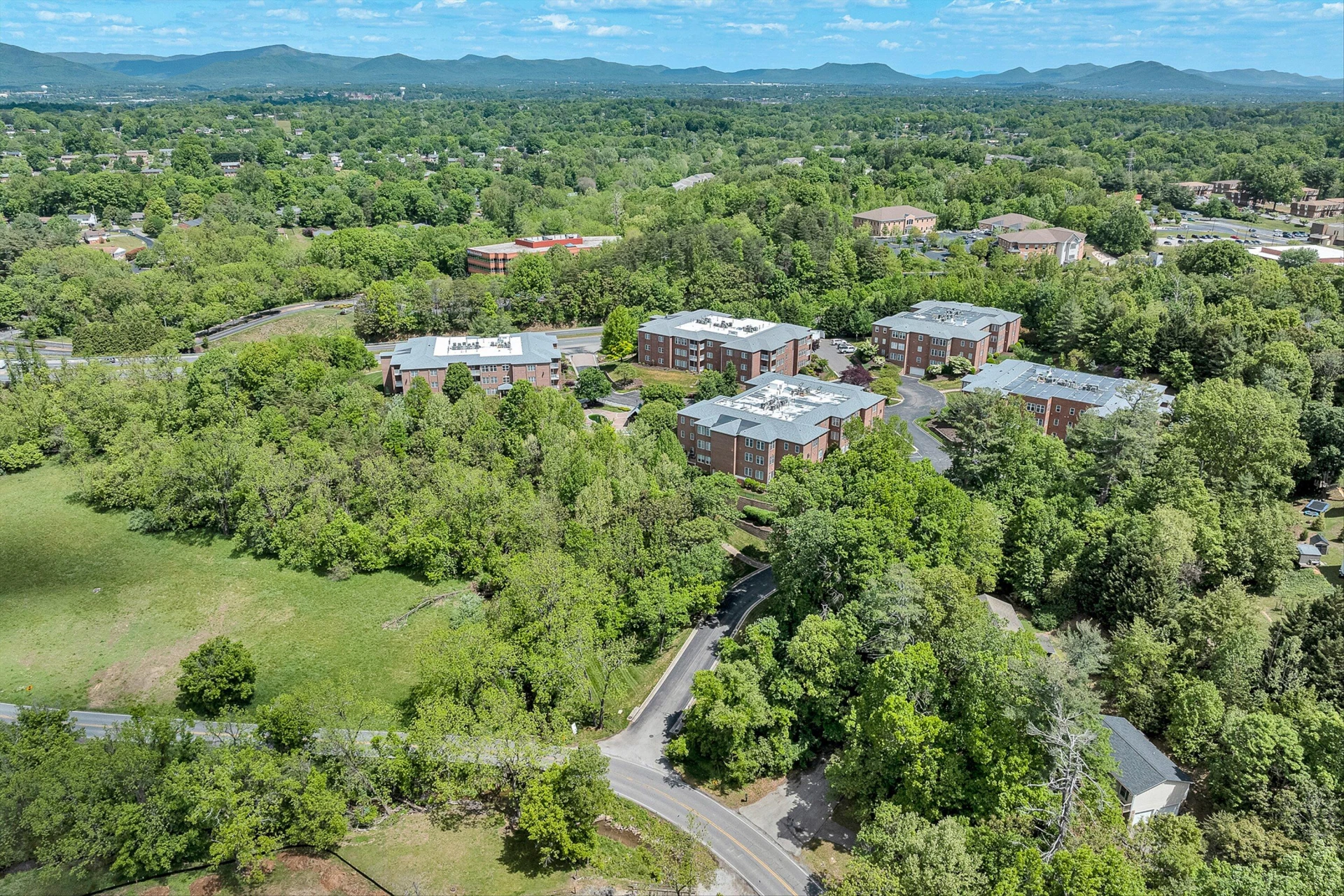 3050 McVitty Forest DR #APT 106 - Photo 38