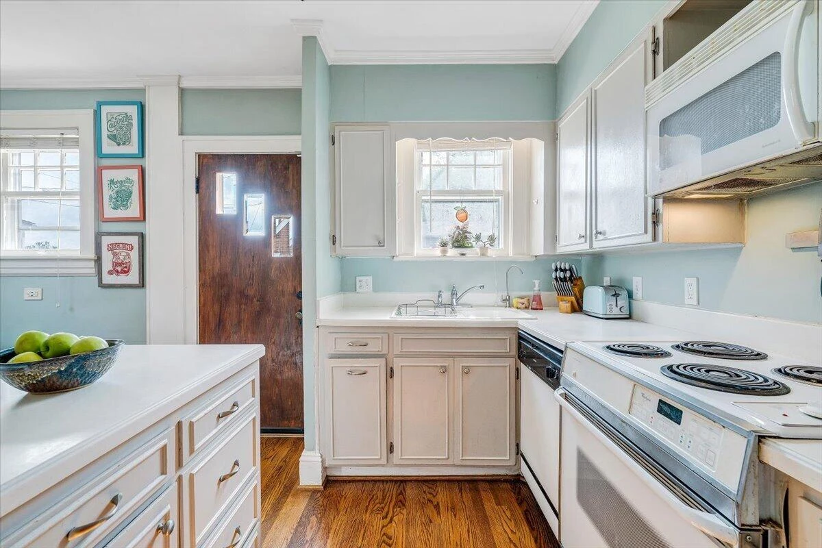 1806 Warrington RD - Photo 30