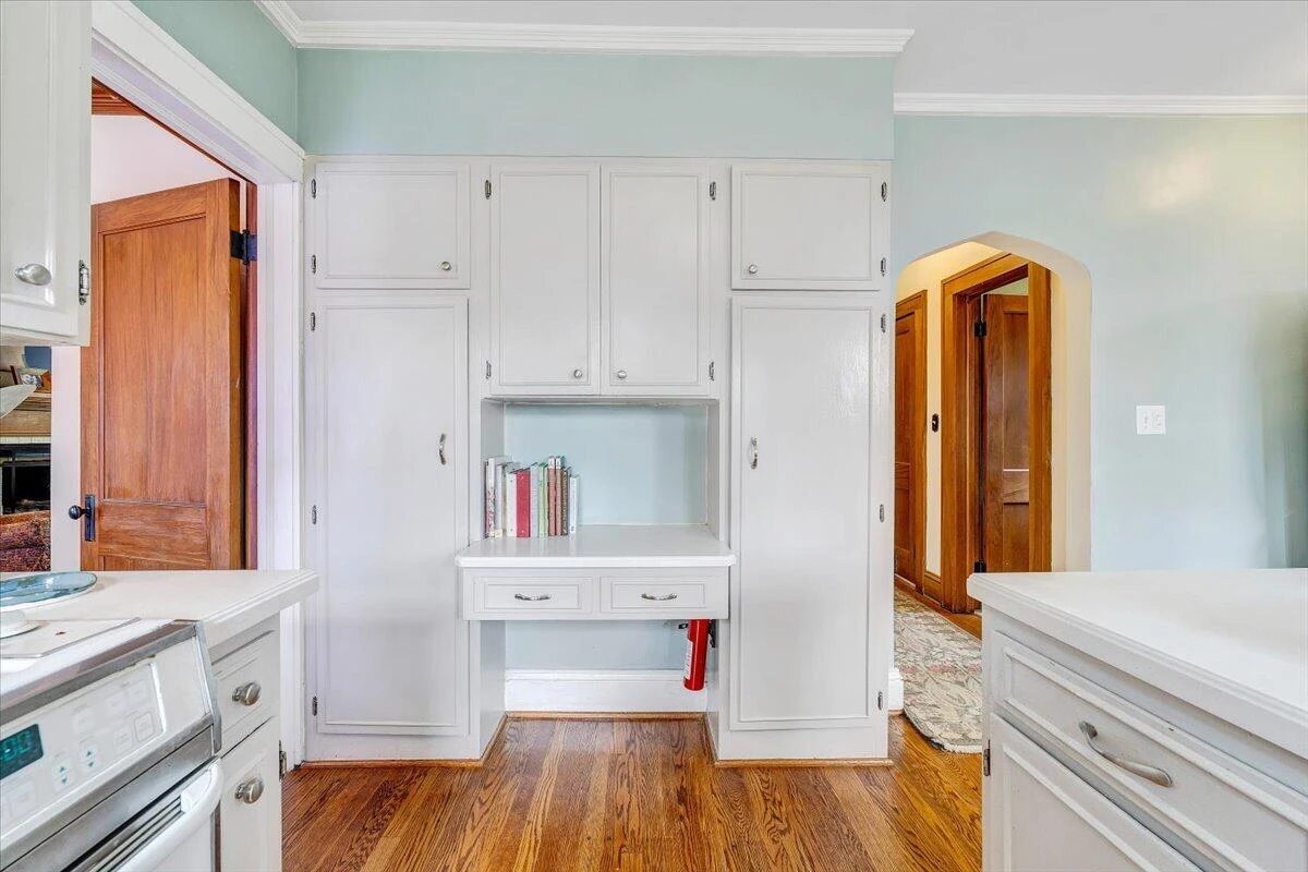1806 Warrington RD - Photo 32