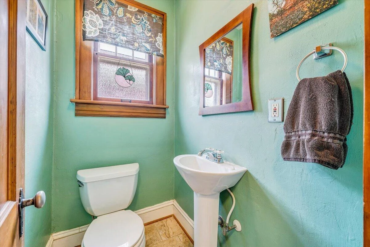 1806 Warrington RD - Photo 33