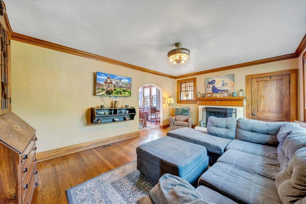 1806 Warrington RD - Photo 10