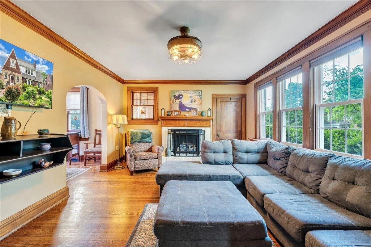 1806 Warrington RD - Photo 11