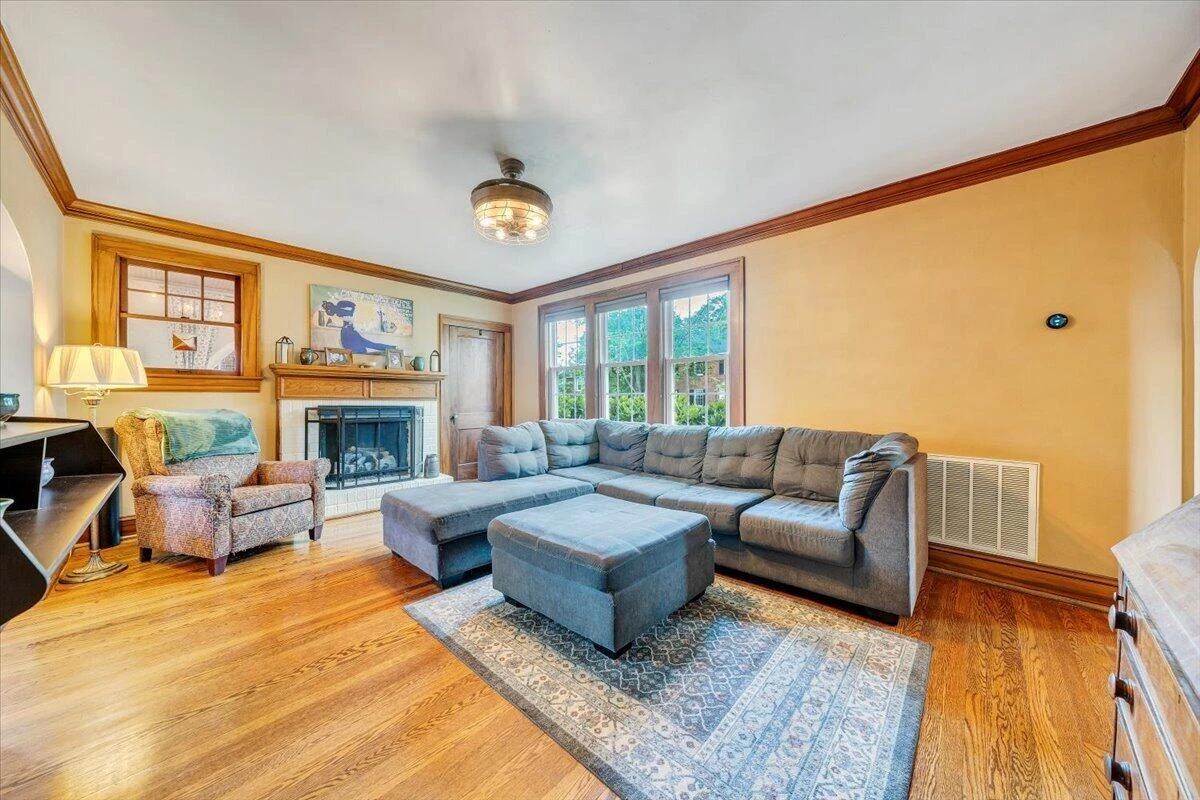 1806 Warrington RD - Photo 12