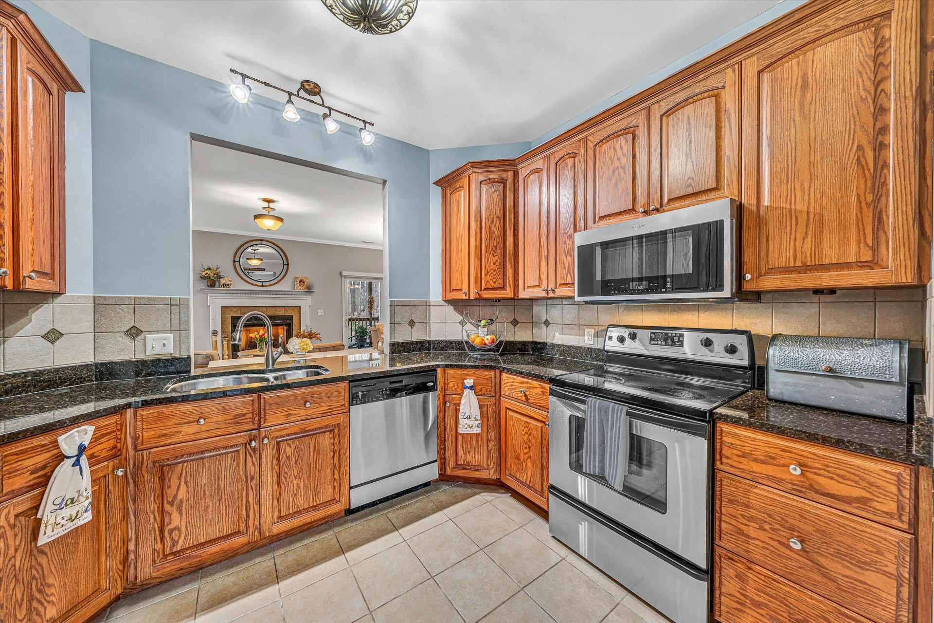 100 Waterside DR - Photo 17