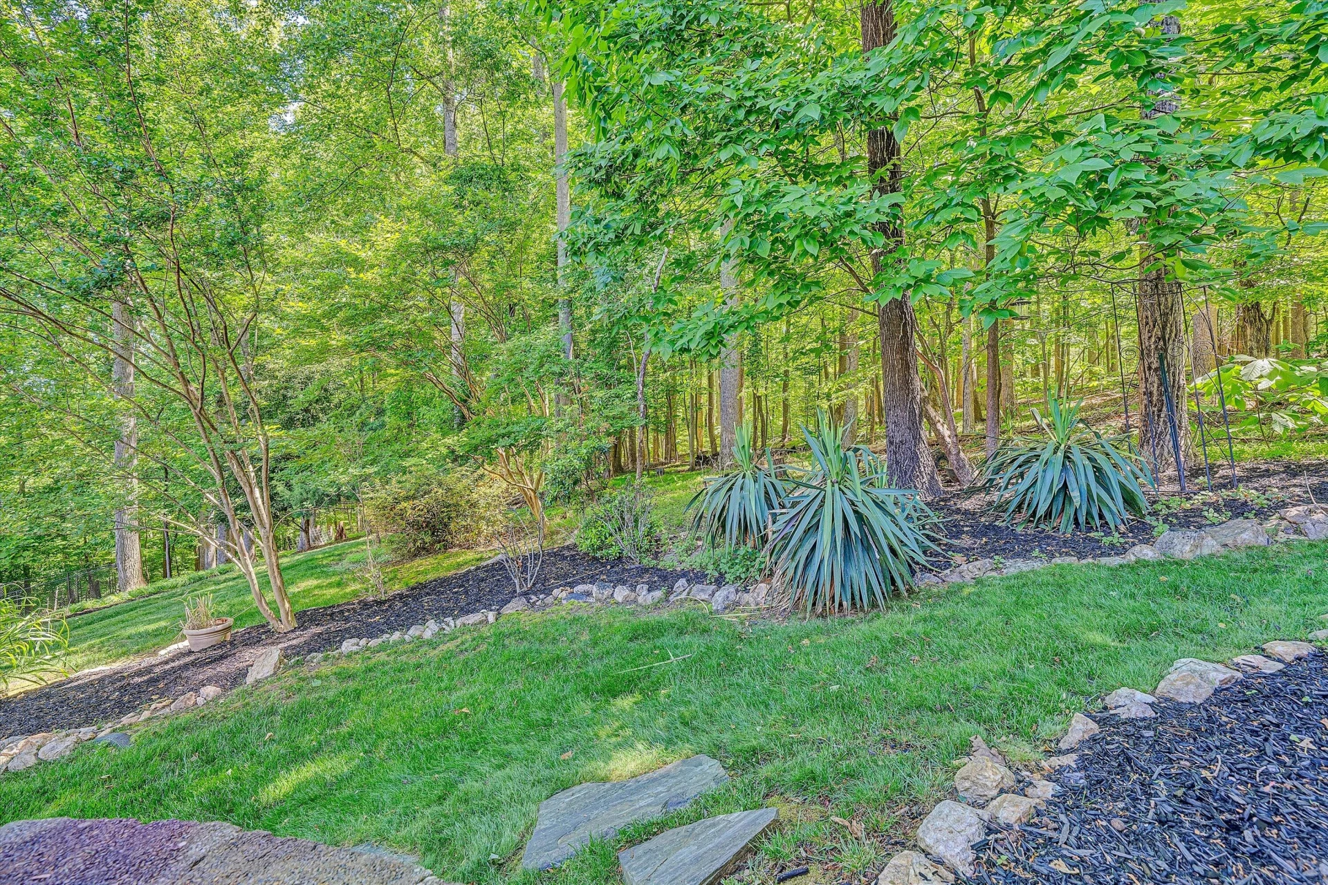 100 Waterside DR - Photo 40