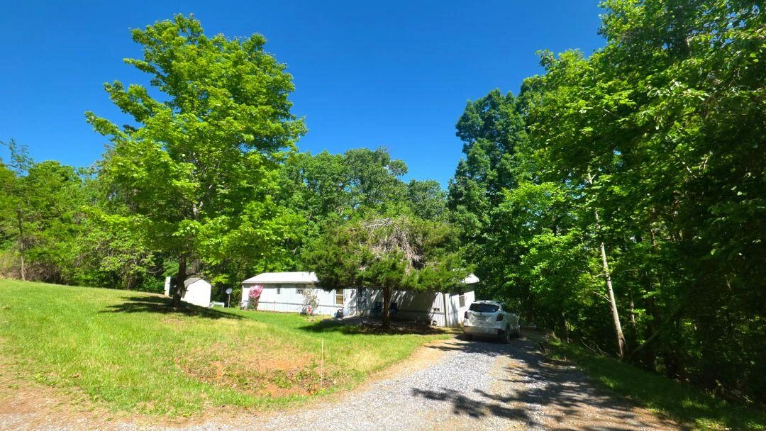 204 Bentwood DR - Photo 13