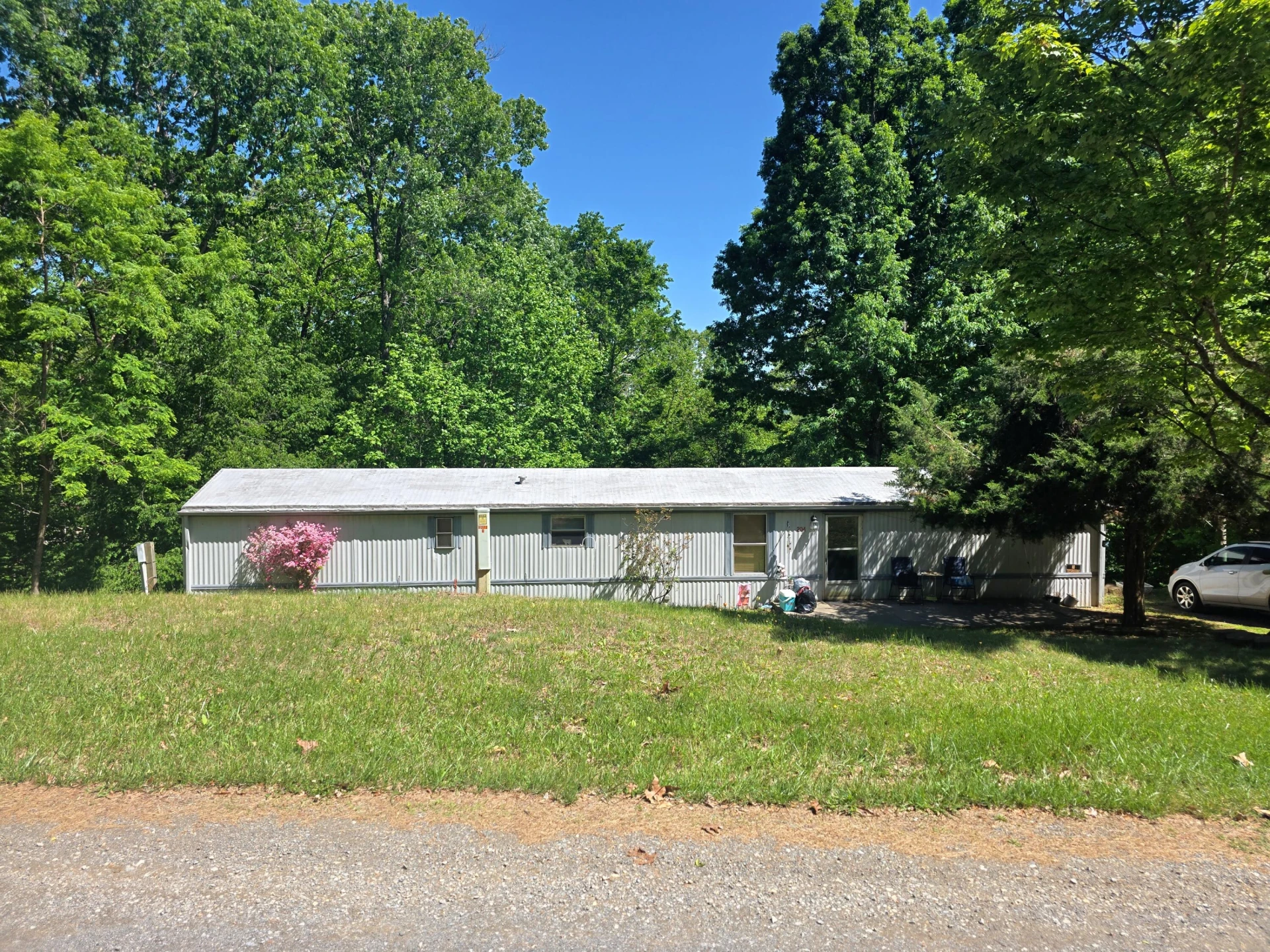 204 Bentwood DR - Photo 3