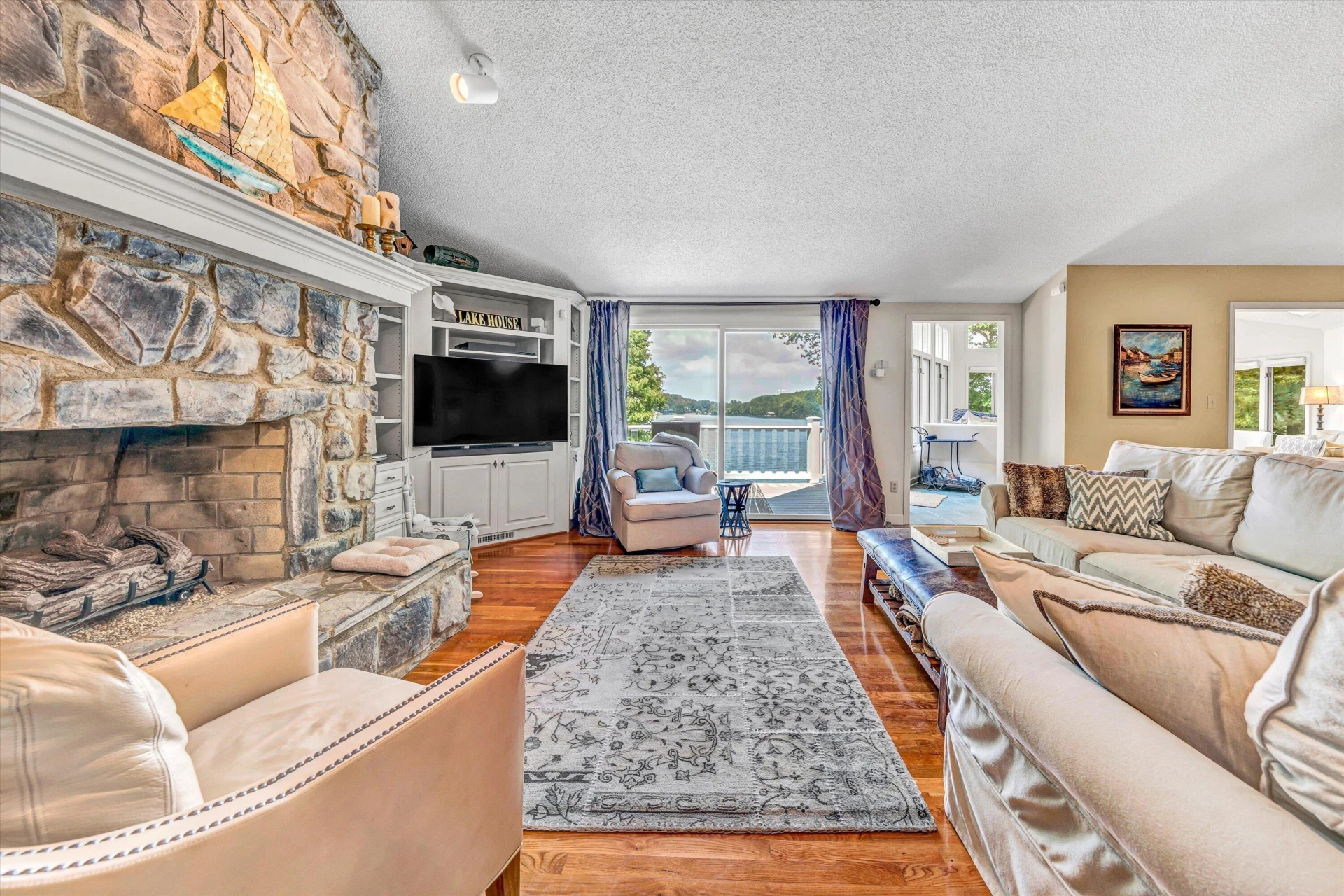150 Providence LN - Photo 12