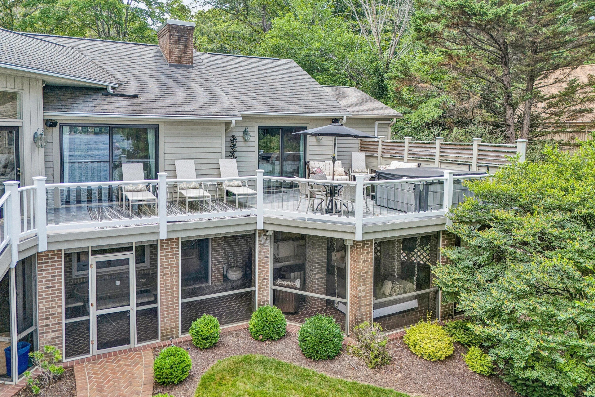 150 Providence LN - Photo 41