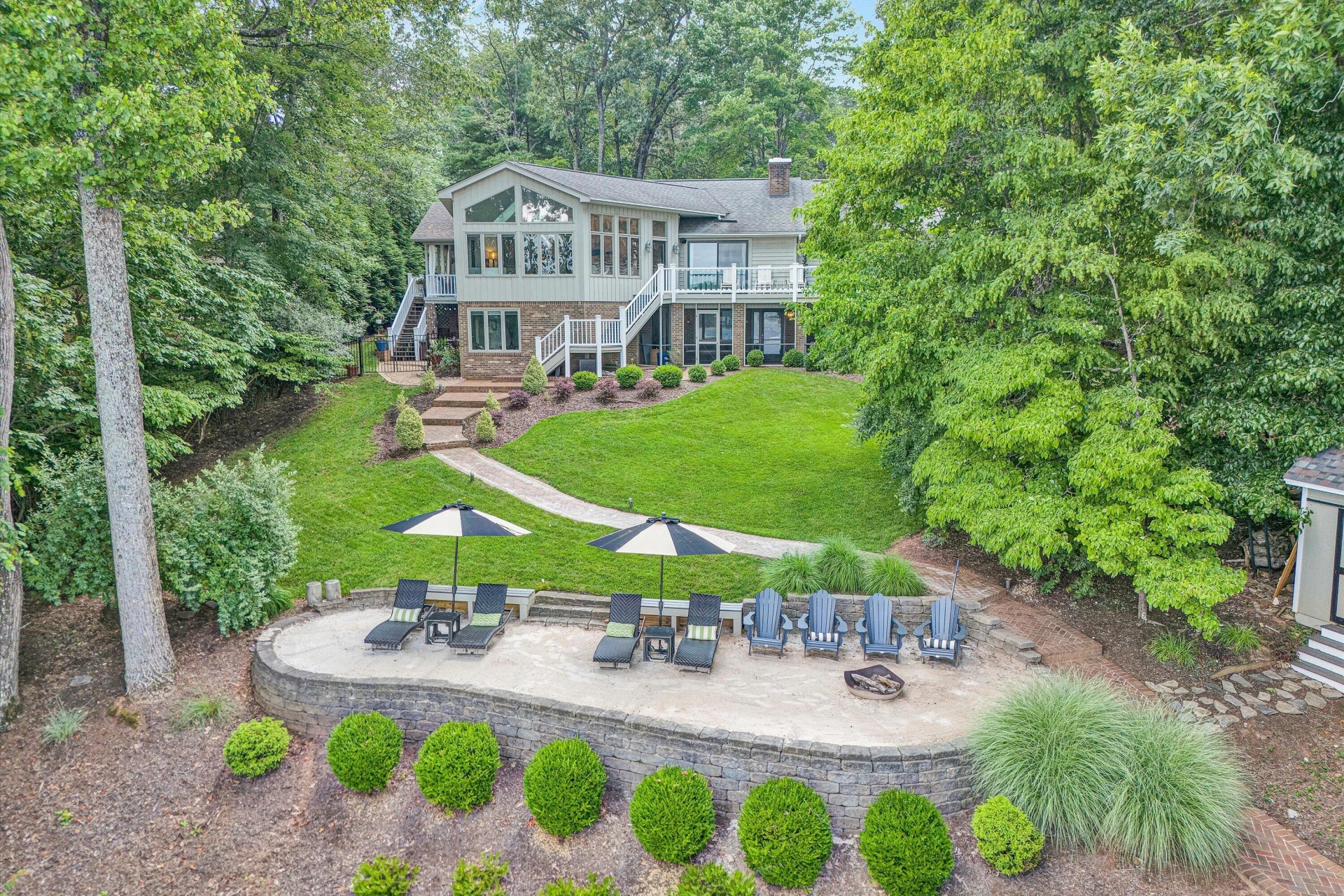 150 Providence LN - Photo 70