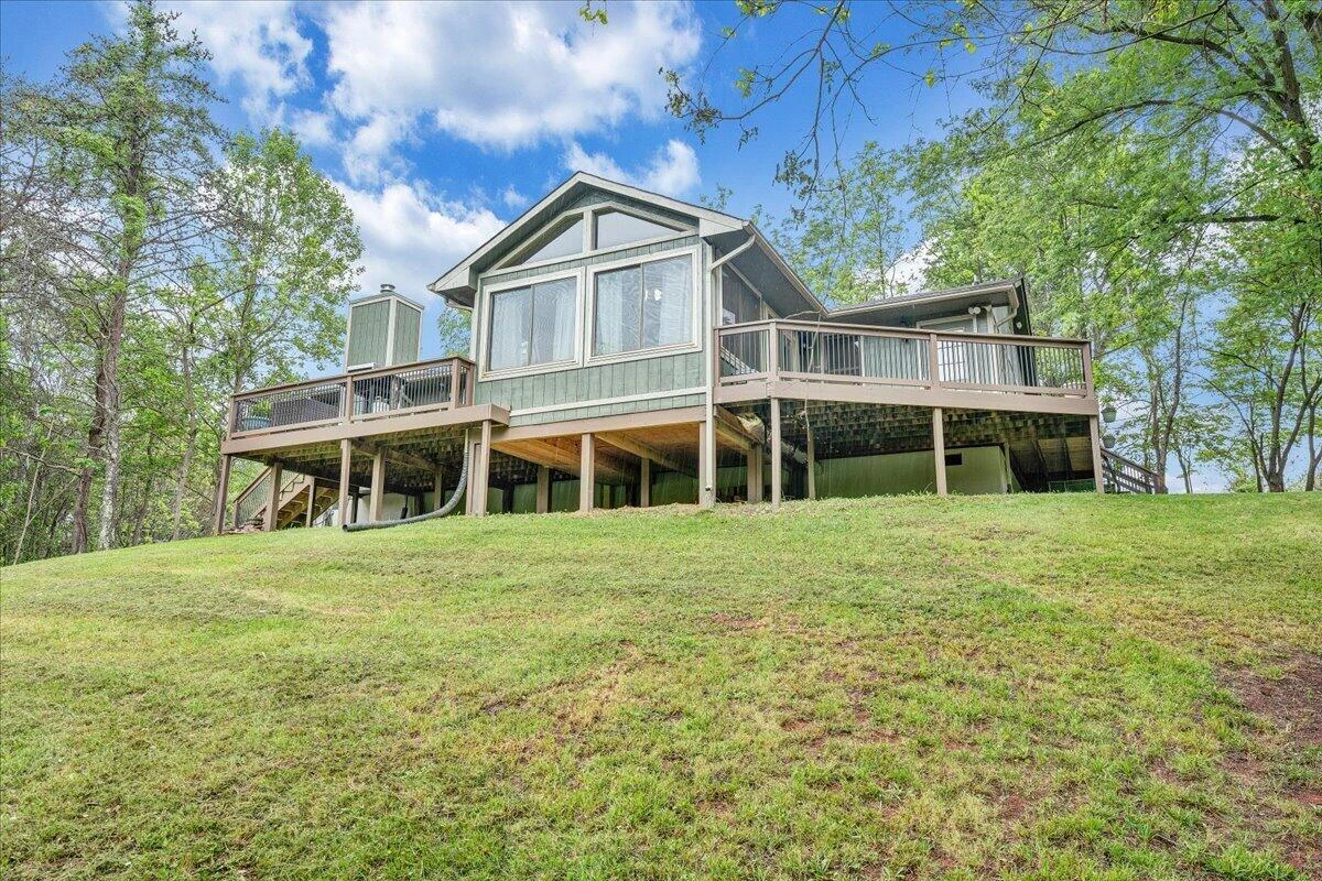 1299 Holiday CIR - Photo 42