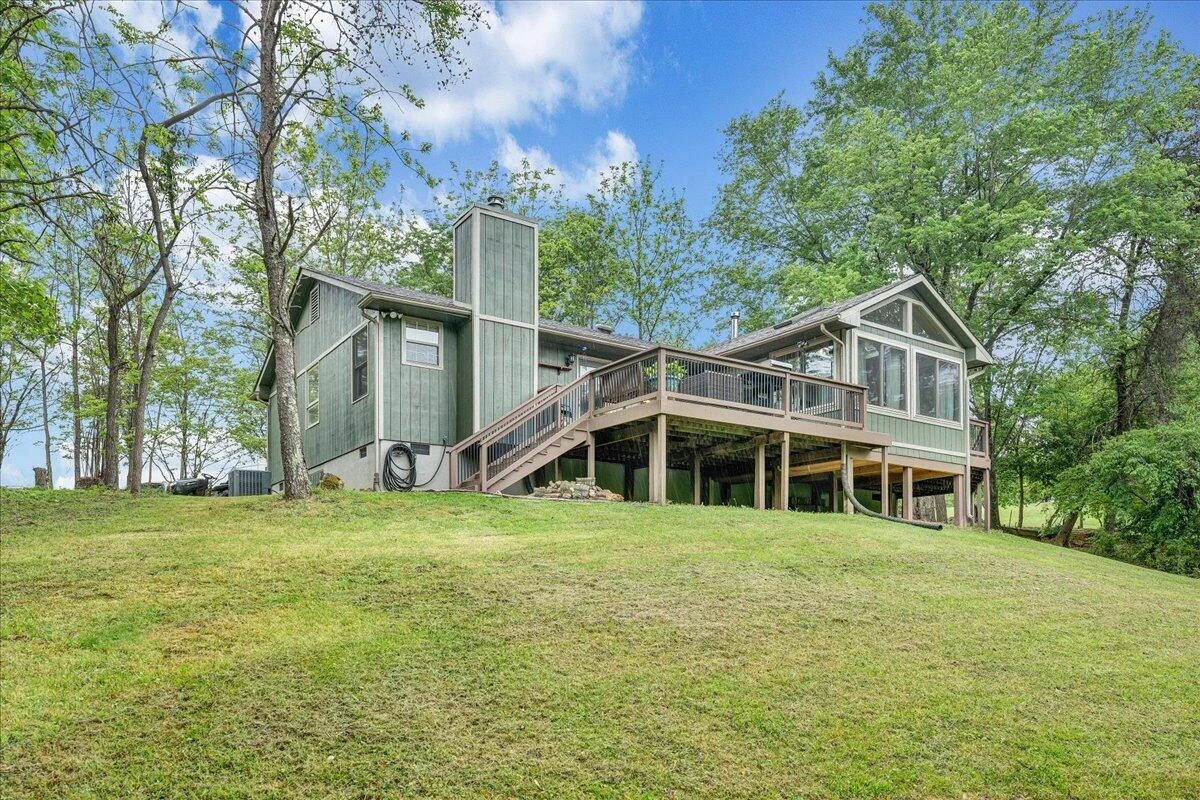1299 Holiday CIR - Photo 44