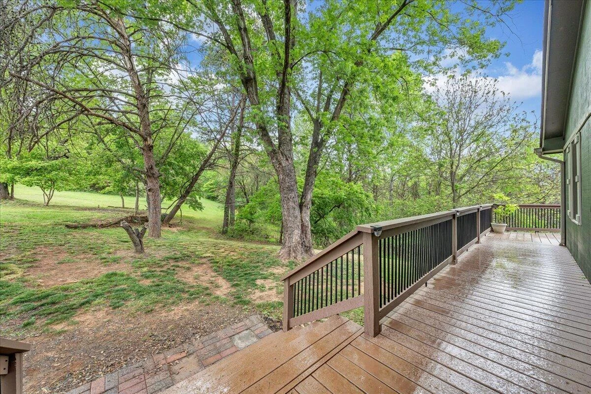 1299 Holiday CIR - Photo 6