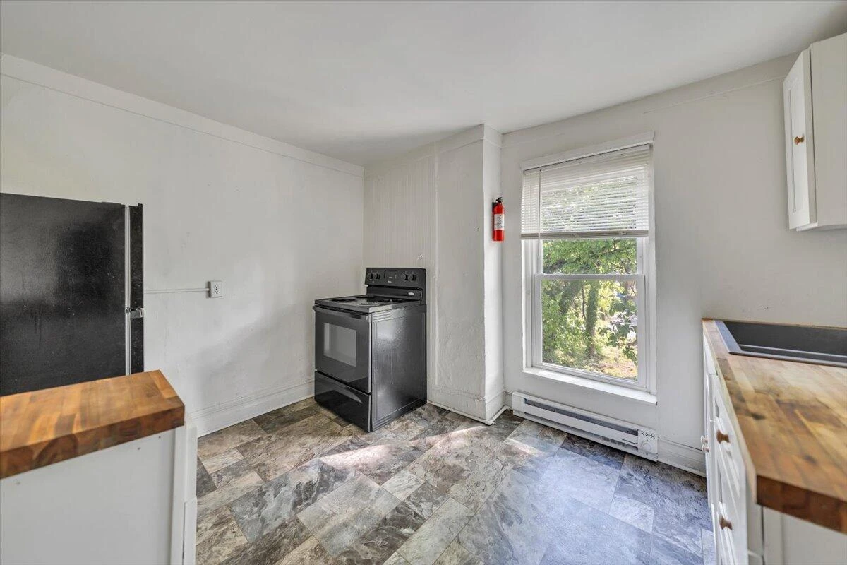 514 9th ST - Photo 15