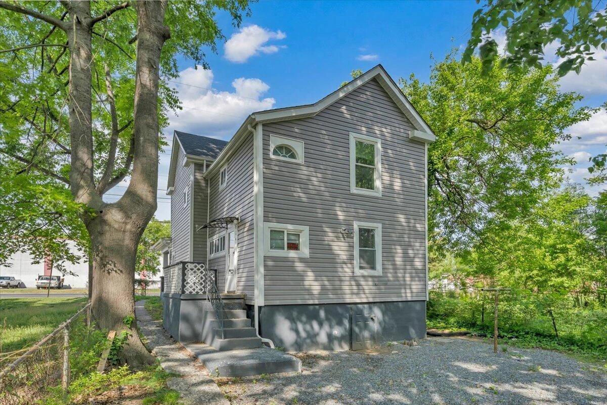 514 9th ST - Photo 25