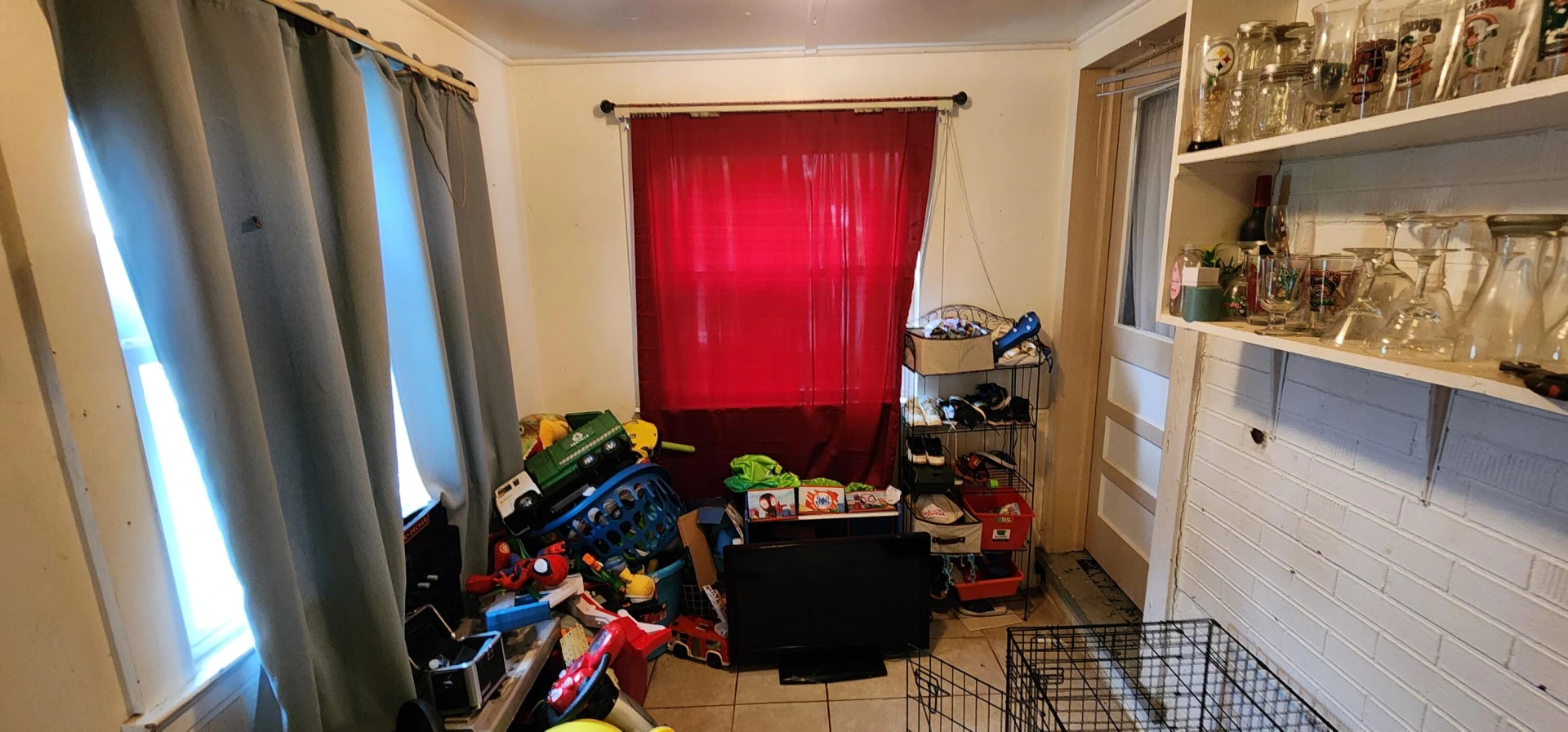 1218 6th ST - Photo 3