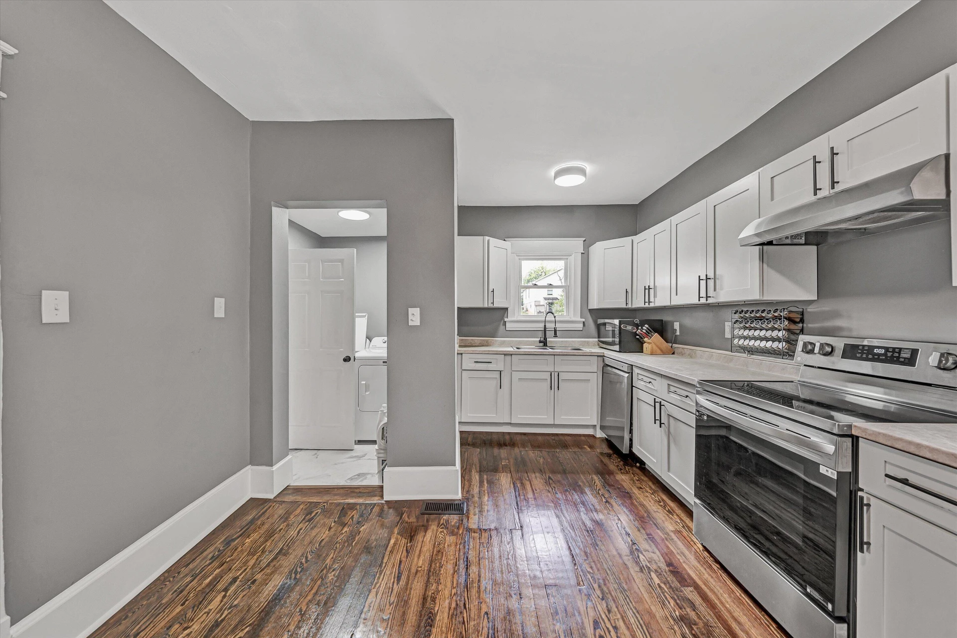 1616 Carroll AVE NW - Photo 16