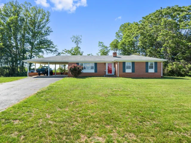 1970 Crestridge RD, Bassett, VA, 24055