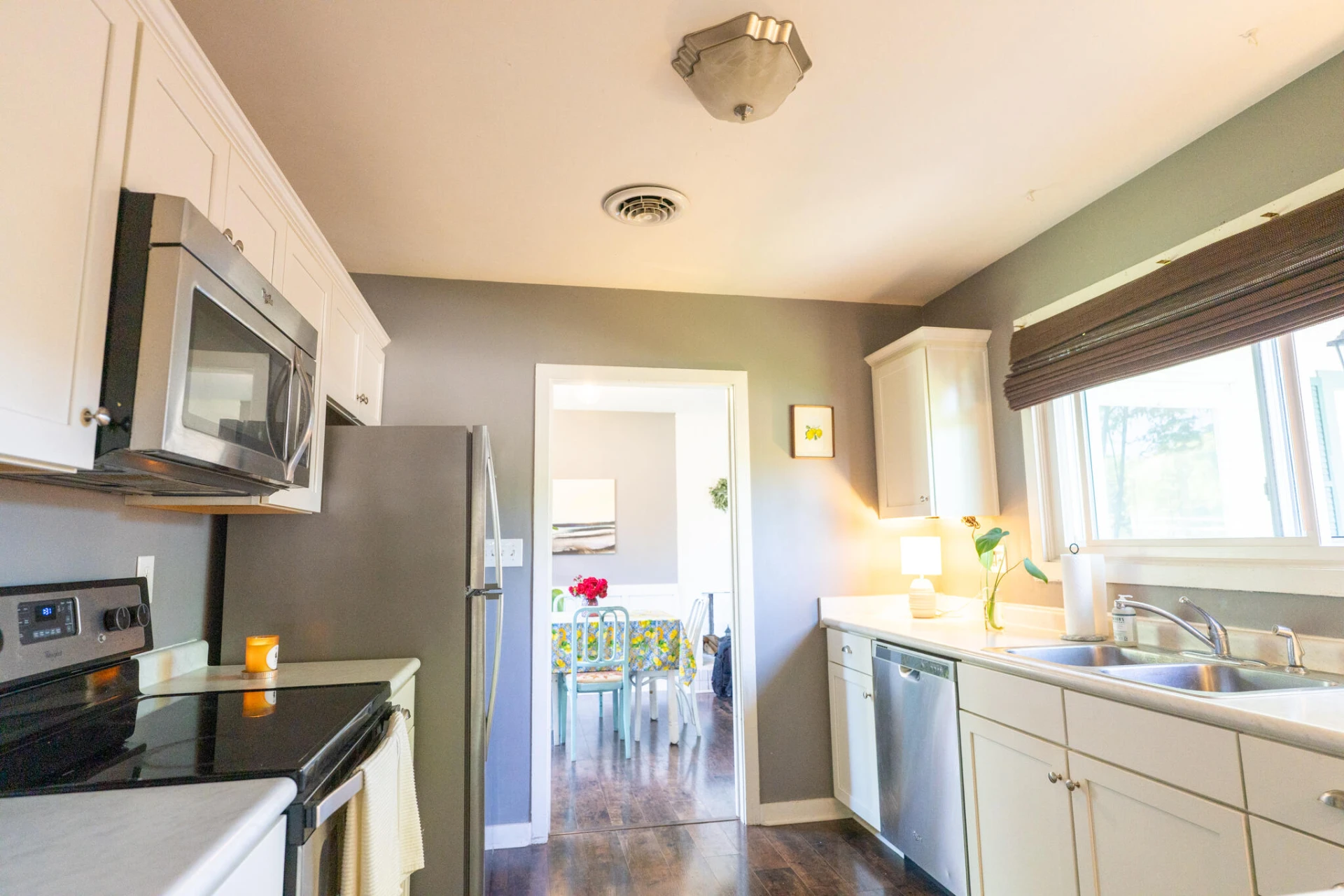 2350 Berkley AVE - Photo 15
