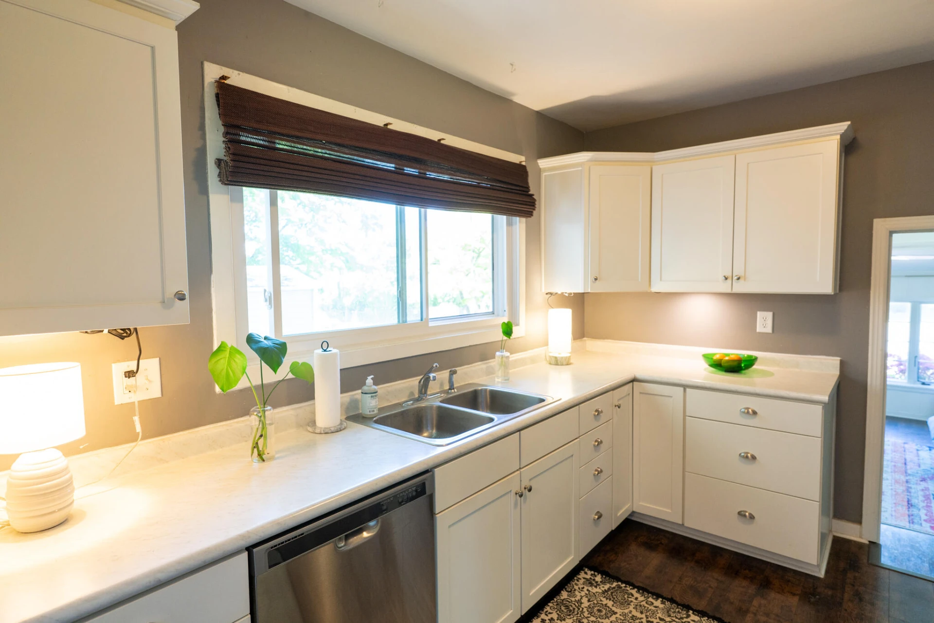 2350 Berkley AVE - Photo 16