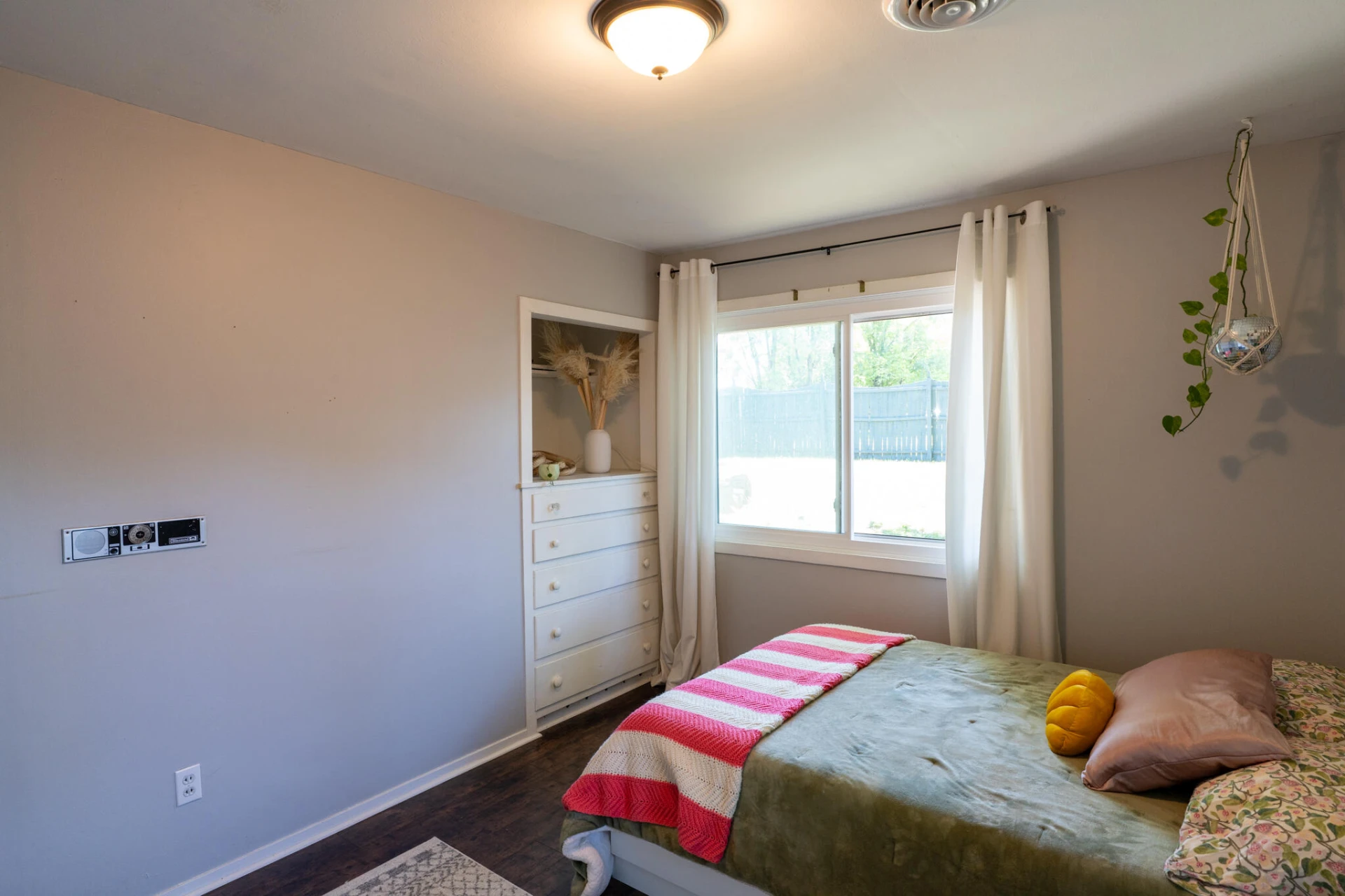 2350 Berkley AVE - Photo 23