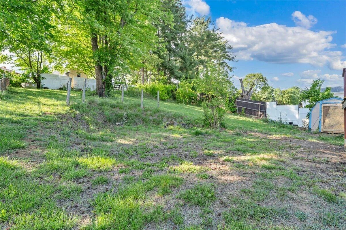 428 Missimer LN - Photo 31