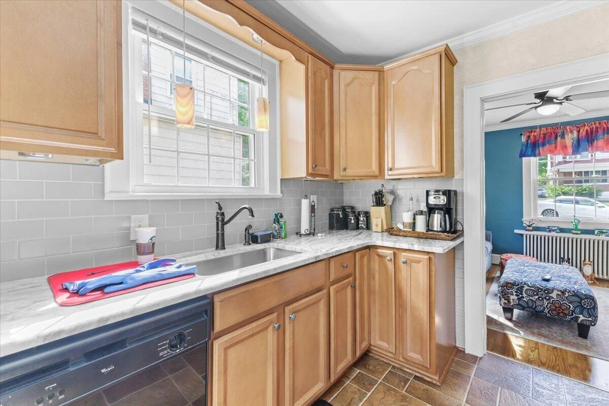 209 Huntington BLVD - Photo 19