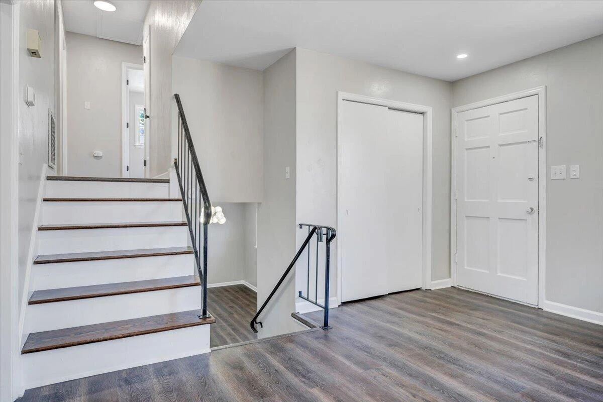 4654 Long Acre DR - Photo 16