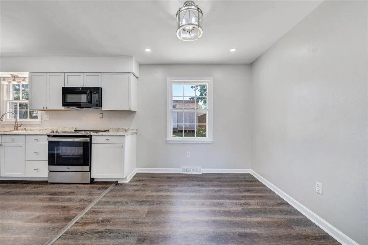 4654 Long Acre DR - Photo 10
