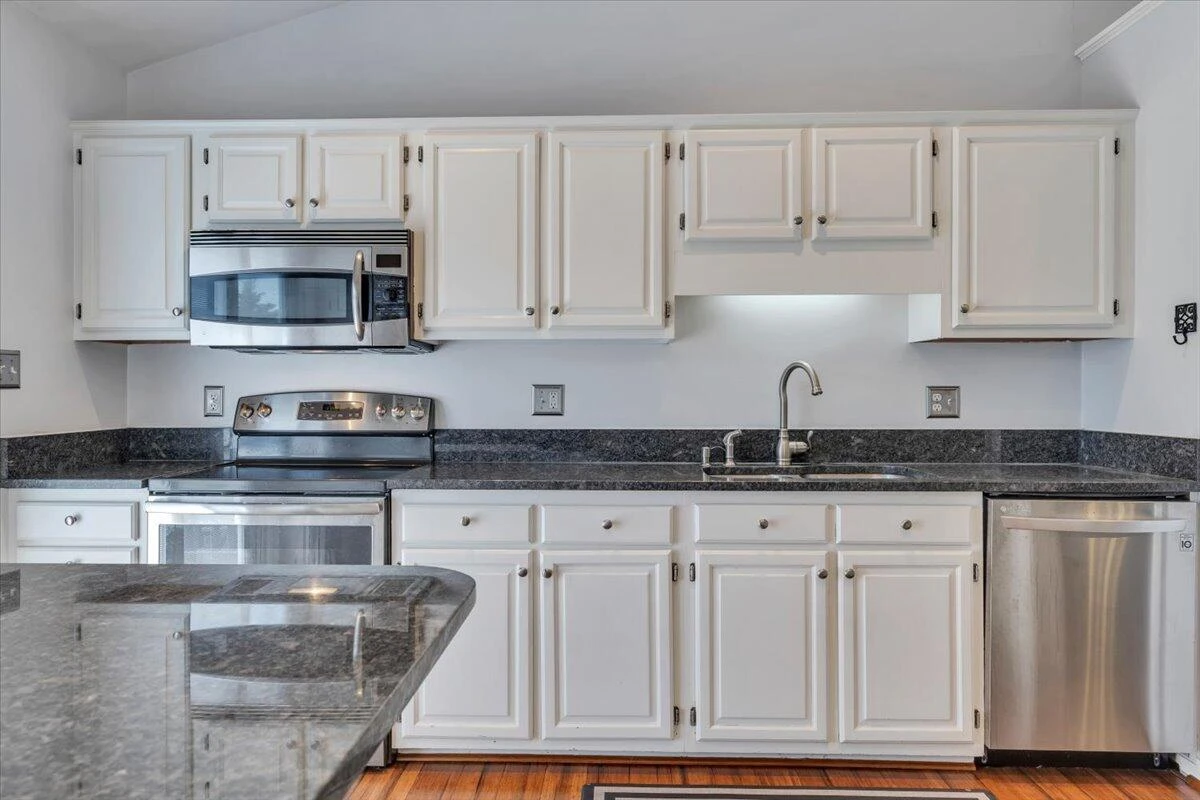1010 Barrens Village LN - Photo 14