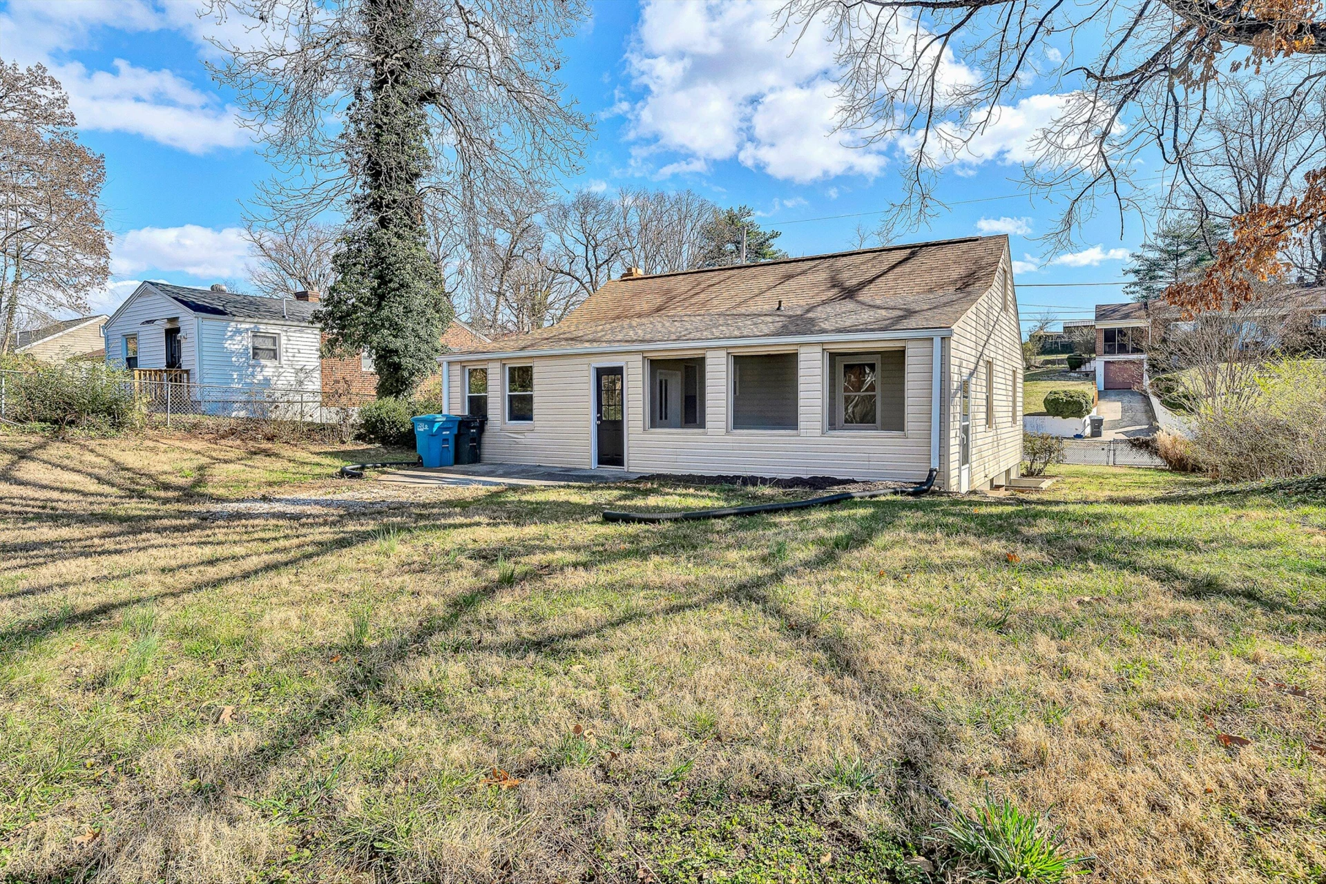 2106 Colgate ST - Photo 24