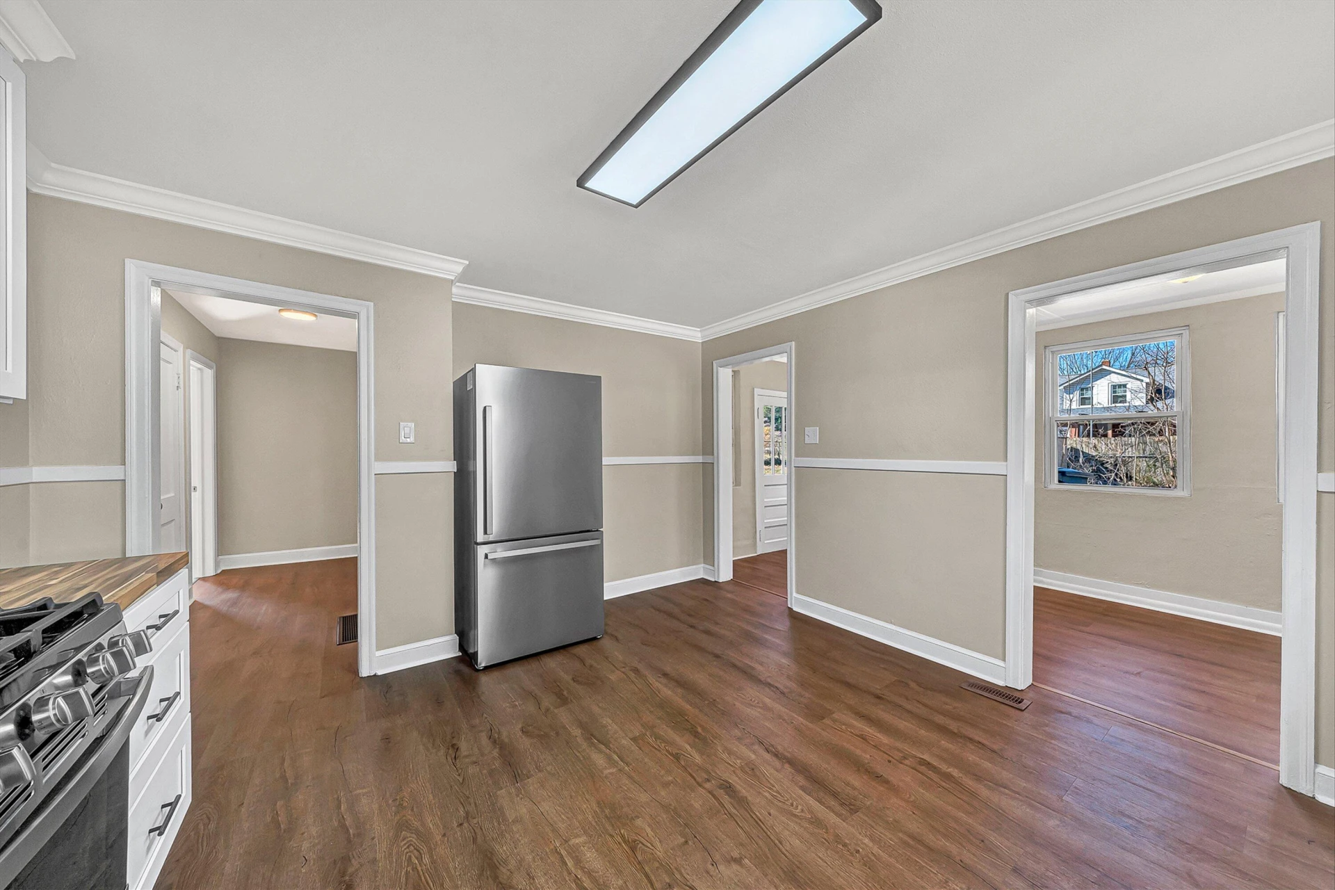 2106 Colgate ST - Photo 8