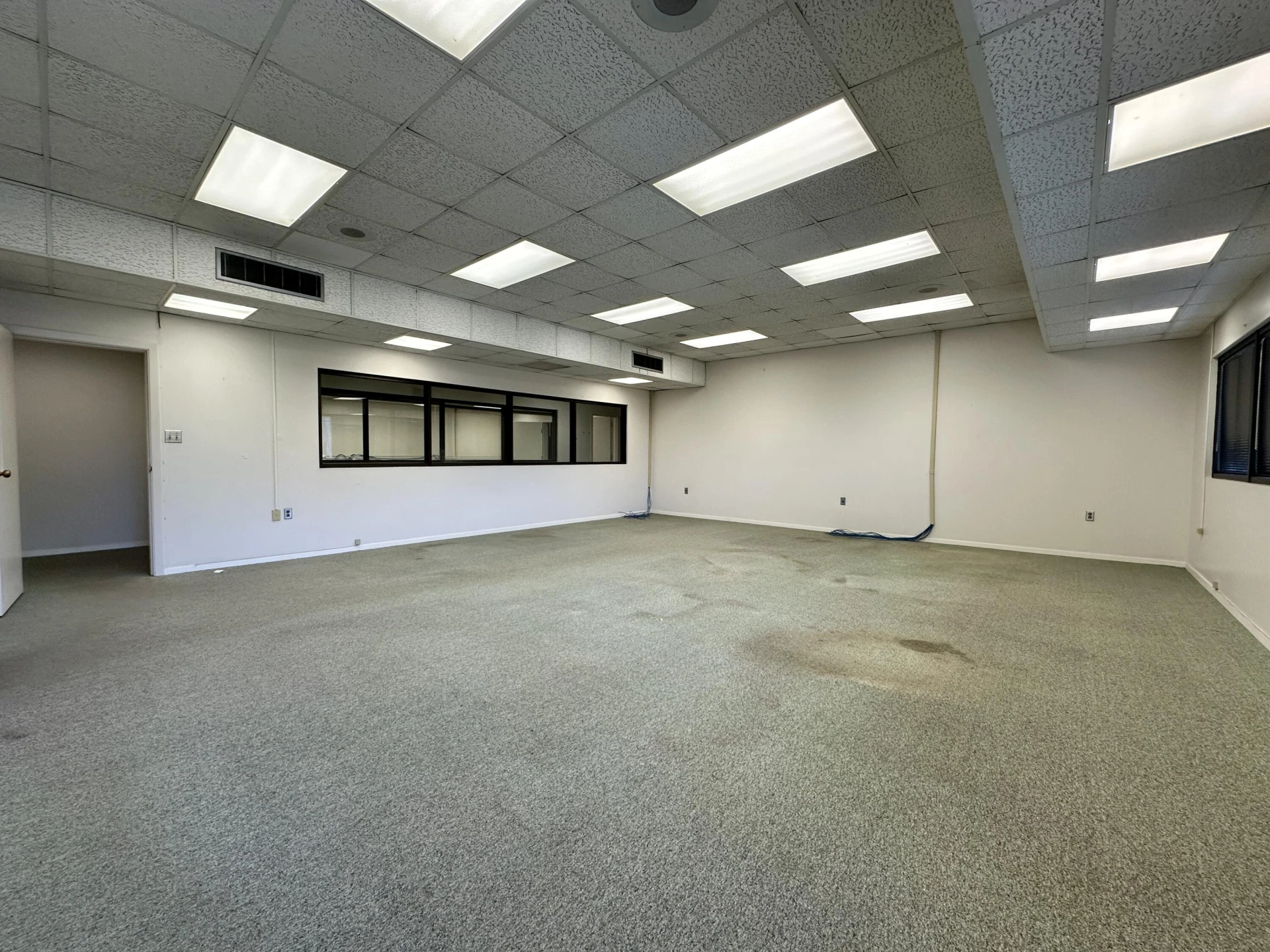 8 Lester ST - Photo 35